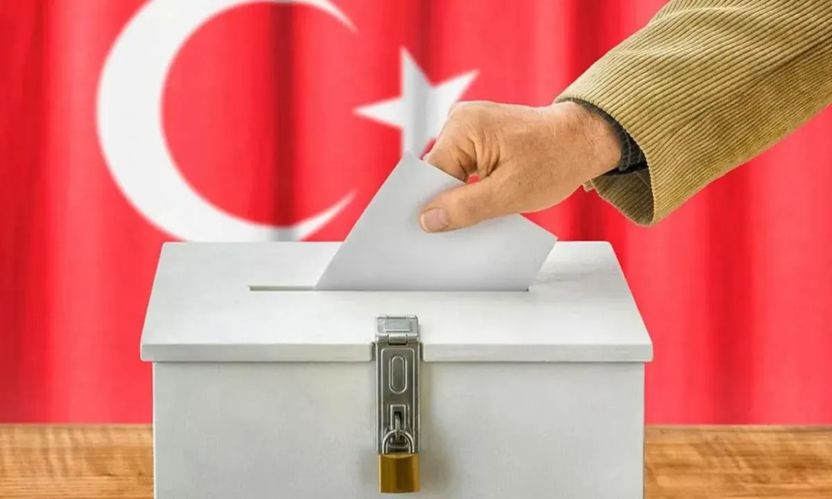 Bu pazar seçim olsa hangi partiye oy verirsiniz? Masadaki son anket paylaşıldı: Birinci ve ikinci arasında 8 puanlık fark!