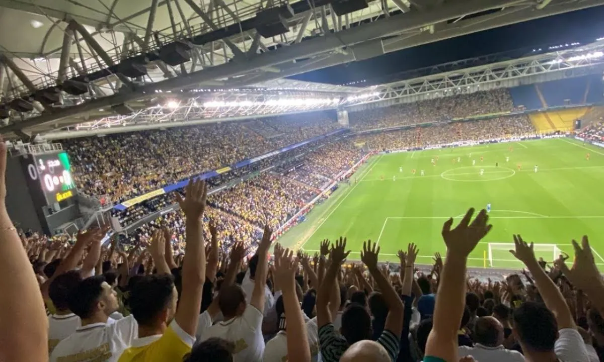 Fenerbahçe okul açık tribünü neresi? Kuzey tribünü okul açık mı, hangi blokta?