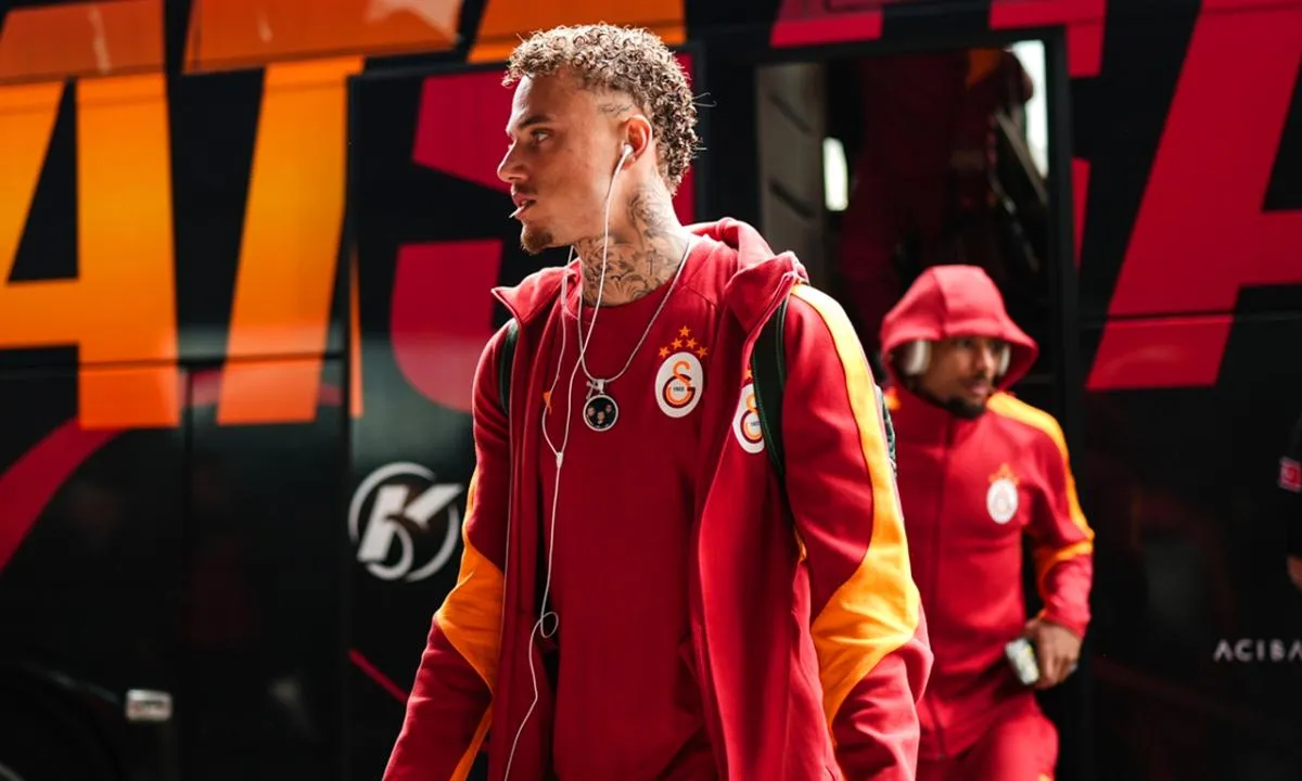 Aslan, Torino'ya tur için uçuyor! Galatasaray'ın kamp kadrosu belli oldu: Osimhen detayı dikkat çekiyor