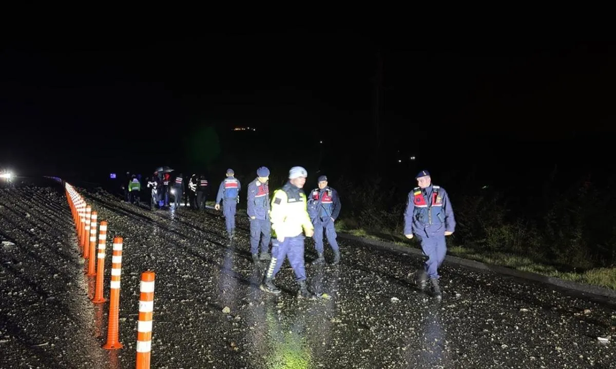 Son dakika... Balıkesir'de F-16 düştü: Bir pilot şehit oldu