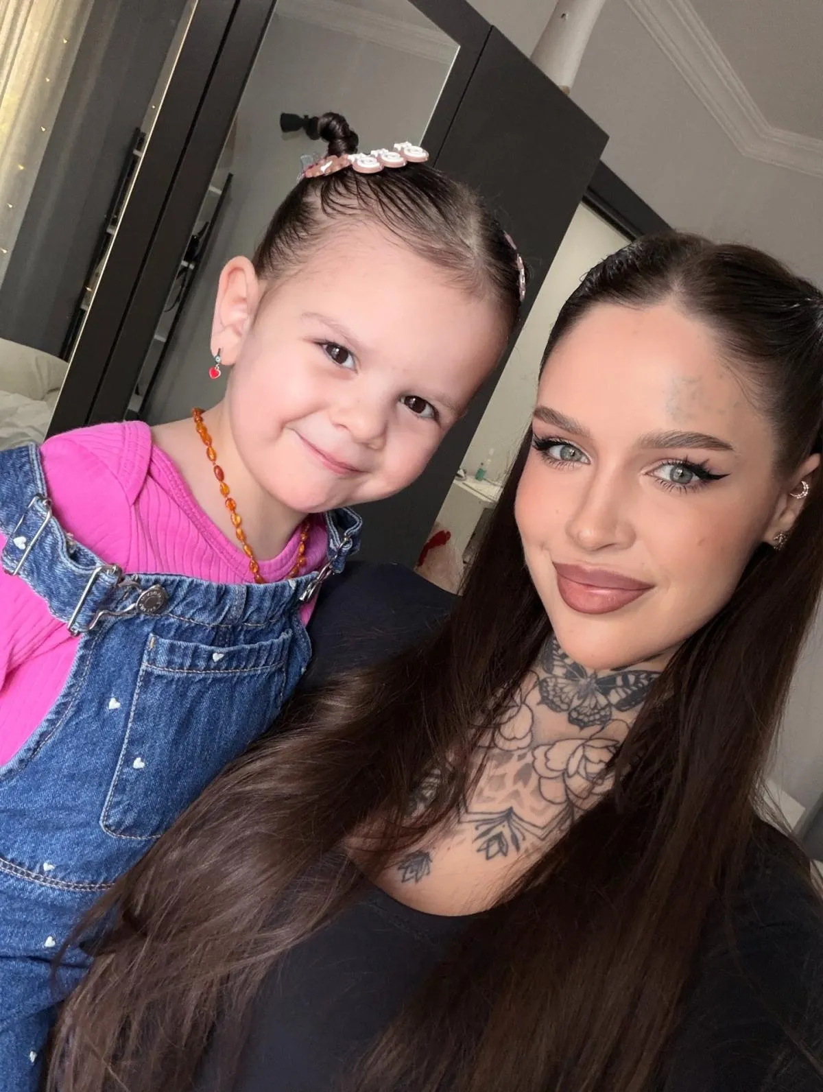 Sinan Koçali eski eşi Eva kimdir