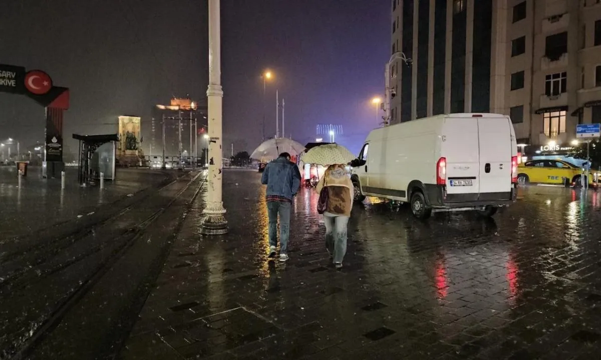 İstanbul 25 Şubat okullar tatil mi